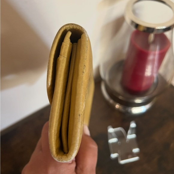 Chloe Pre-Loved Wallet - Picture 4 of 10